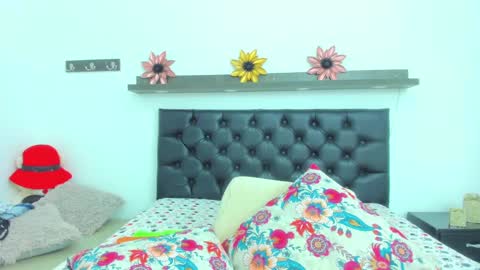 milky_way_18 online show from December 18, 2024, 6:57 pm