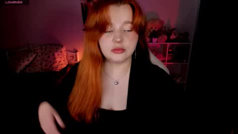 Snapshot of milky_wayx chatting on October 10, 2025, 11:20 am Lisa online show from October 10, 2025, 11:20 am