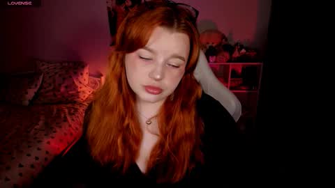 Snapshot of milky_wayx chatting on October 11, 2025, 2:59 pm Lisa online show from October 11, 2025, 2:59 pm