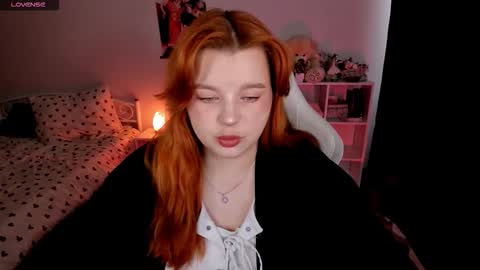 Snapshot of milky_wayx chatting on October 24, 2025, 10:00 am Lisa online show from October 24, 2025, 10:00 am