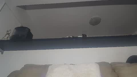 Snapshot of milkycandycce chatting on December 13, 2024, 7:58 am C online show from December 13, 2024, 7:58 am