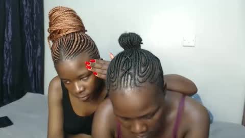 Snapshot of milla_nova chatting on May 16, 2026, 12:18 am nova online show from May 16, 2026, 12:18 am