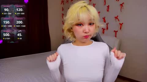 Snapshot of milla_waves chatting on February 10, 2026, 12:53 pm Milla or just Mi online show from February 10, 2026, 12:53 pm