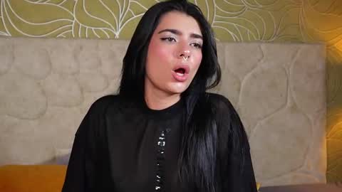 MillaBliss online show from October 5, 2025, 8:40 pm