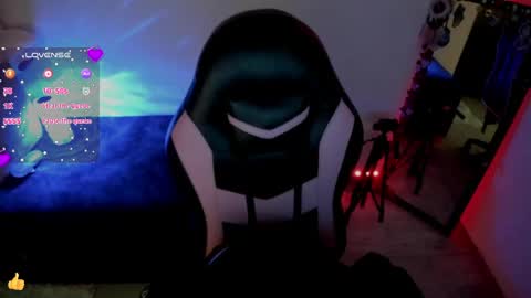 Snapshot of millandiux chatting on May 21, 2026, 2:40 am millandiux online show from May 21, 2026, 2:40 am