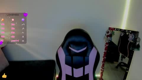Snapshot of millandiux chatting on May 23, 2026, 3:01 am millandiux online show from May 23, 2026, 3:01 am