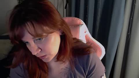 Milla online show from October 15, 2025, 9:04 pm