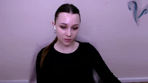 Snapshot of millasamsd chatting on April 17, 2026, 8:39 am Milla online show from April 17, 2026, 8:39 am