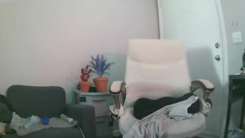 Snapshot of millenamoo chatting on September 9, 2025, 3:22 pm millenamoo online show from September 9, 2025, 3:22 pm