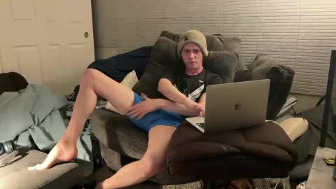 SlimnHungOH online show from December 3, 2024, 5:31 am