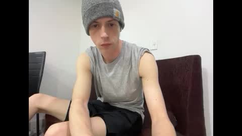 SlimnHungOH online show from September 22, 2025, 5:04 pm