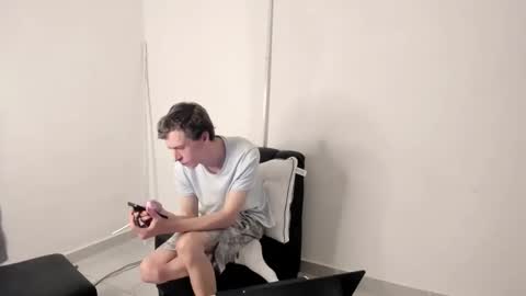 SlimnHungOH online show from April 14, 2026, 2:50 am