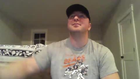 Snapshot of millertimenow34 chatting on January 8, 2025, 2:14 am millertime feet bigcock hairy straight muscles online show from January 8, 2025, 2:14 am