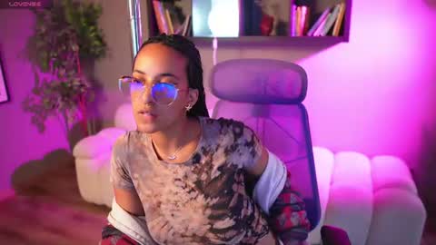 Snapshot of millie_volturi chatting on July 1, 2026, 12:51 pm millie_volturi online show from July 1, 2026, 12:51 pm