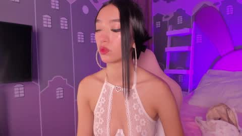 Snapshot of millieskinny_ chatting on March 31, 2026, 12:34 am Ana Maria online show from March 31, 2026, 12:34 am