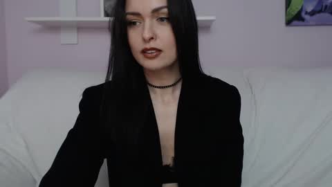 Milly online show from March 4, 2025, 2:10 pm