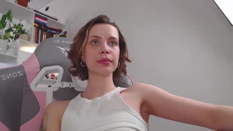 Milly online show from March 1, 2025, 9:51 am