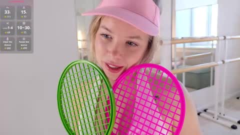 Snapshot of milly_shy chatting on May 27, 2026, 7:05 am Milly online show from May 27, 2026, 7:05 am