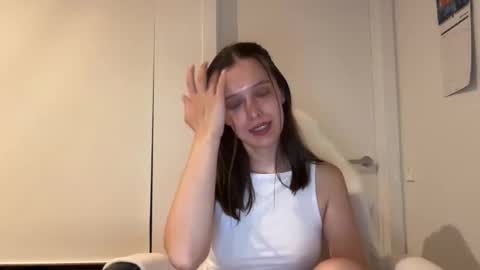 Milly online show from October 9, 2025, 8:56 am