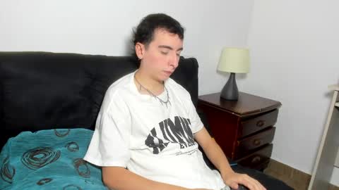 Snapshot of milogm_ chatting on June 5, 2026, 6:46 pm milogm_ online show from June 5, 2026, 6:46 pm