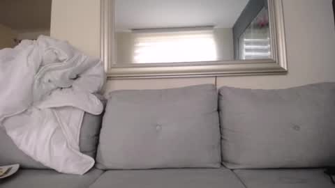 miloslove online show from March 5, 2025, 7:06 pm