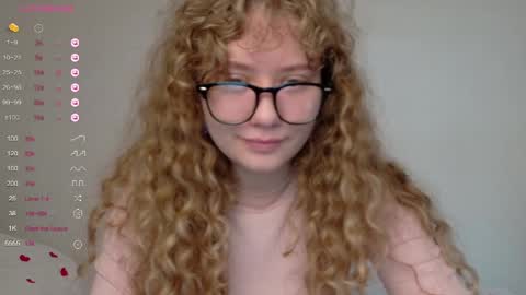 milounee online show from March 22, 2026, 6:17 am