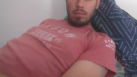 milowww1601 online show from October 8, 2025, 9:40 am