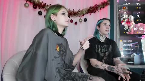 milten_trish online show from December 24, 2024, 11:33 pm