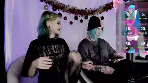 milten_trish online show from January 5, 2025, 9:47 pm