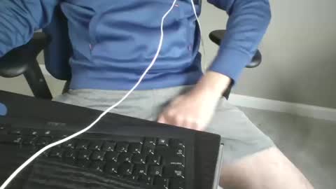 milwaukeebadger24 online show from October 10, 2025, 1:43 pm