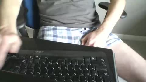 milwaukeebadger24 online show from November 23, 2025, 4:40 pm