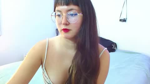mily_baker online show from December 3, 2024, 10:40 pm