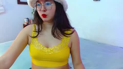 mily_baker online show from February 5, 2026, 7:18 pm