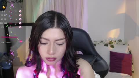 Mily online show from April 20, 2026, 11:06 pm