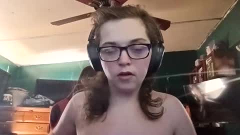 mimi142 online show from March 20, 2026, 5:07 pm