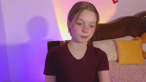 Snapshot of mimichelle chatting on January 7, 2025, 2:10 am mimichelle online show from January 7, 2025, 2:10 am