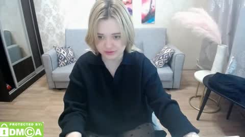 mimimishel_69 online show from February 4, 2026, 6:47 pm