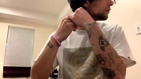 mimineko11 online show from April 12, 2026, 6:13 pm