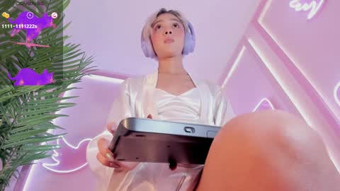 Minji online show from January 25, 2025, 6:13 pm