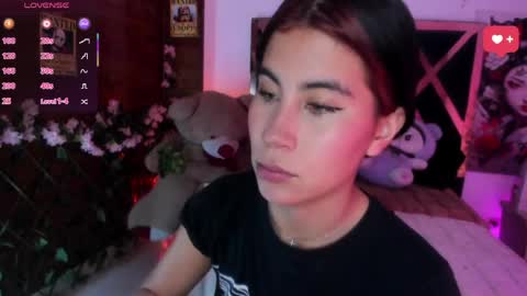 minami_nakamura online show from April 2, 2026, 9:56 pm