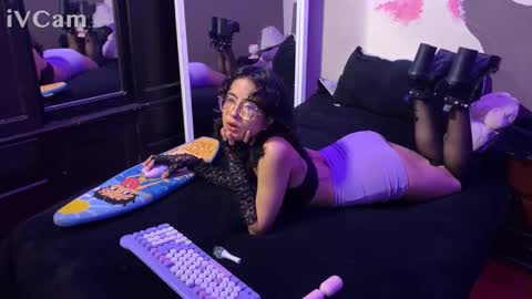 Snapshot of minami_suki chatting on February 2, 2026, 4:22 am Suki 3 online show from February 2, 2026, 4:22 am