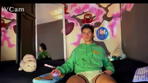 Snapshot of minami_suki chatting on February 25, 2026, 7:01 pm Suki 3 online show from February 25, 2026, 7:01 pm