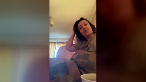 please subscribe to my fansly  please no video or photos must be recorded or re sold online show from April 11, 2026, 5:56 am