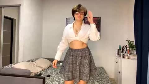 Luna Moon online show from October 21, 2025, 6:41 pm