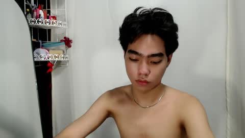 mingkla_man online show from March 27, 2026, 5:57 am