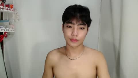 mingkla_man online show from July 3, 2026, 3:13 am