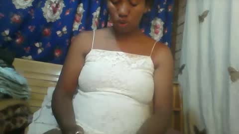 Minie4Tina online show from November 10, 2025, 8:13 am