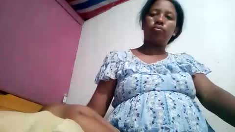 Snapshot of minie4tina chatting on February 20, 2026, 9:21 am Minie4Tina online show from February 20, 2026, 9:21 am