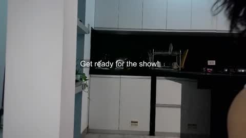 Snapshot of minikunis chatting on October 6, 2025, 6:27 pm Mini Mila Kunis ft Ashton Katchero. Follow me to stay in touch online show from October 6, 2025, 6:27 pm