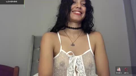 Snapshot of minikunis chatting on October 16, 2025, 9:05 pm Mini Mila Kunis ft Ashton Katchero. Follow me to stay in touch online show from October 16, 2025, 9:05 pm